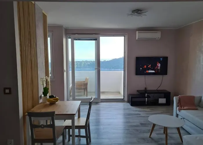 Lacroma * Ντουμπρόβνικ